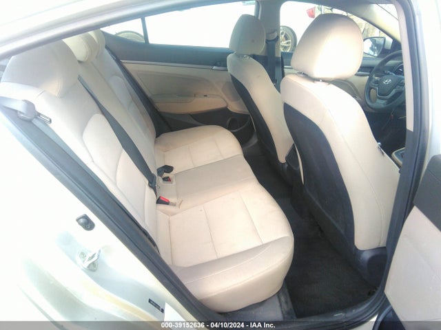Hyundai ELANTRA SEL 2018 5NPD84LF7JH214876 Image 8