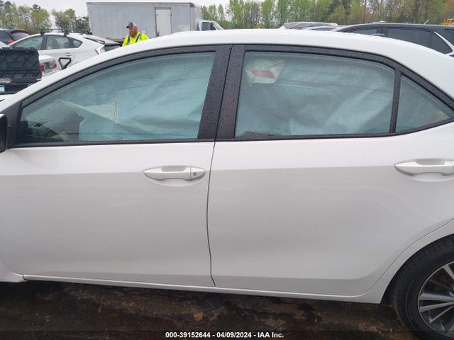 Toyota COROLLA LE 2018 5YFBURHE0JP756856 Image 14