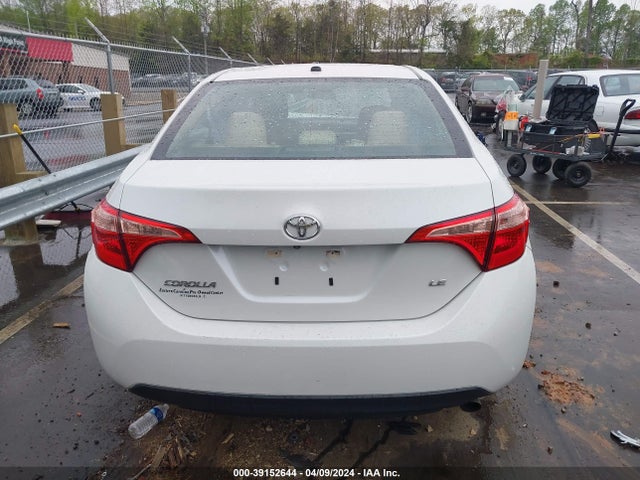 Toyota COROLLA LE 2018 5YFBURHE0JP756856 Image 16