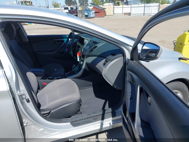 Hyundai ELANTRA SE 2015 5NPDH4AE8FH646202 Image 5