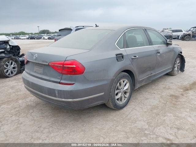 1VWAS7A34GC018832 Volkswagen Passat 1.8t S