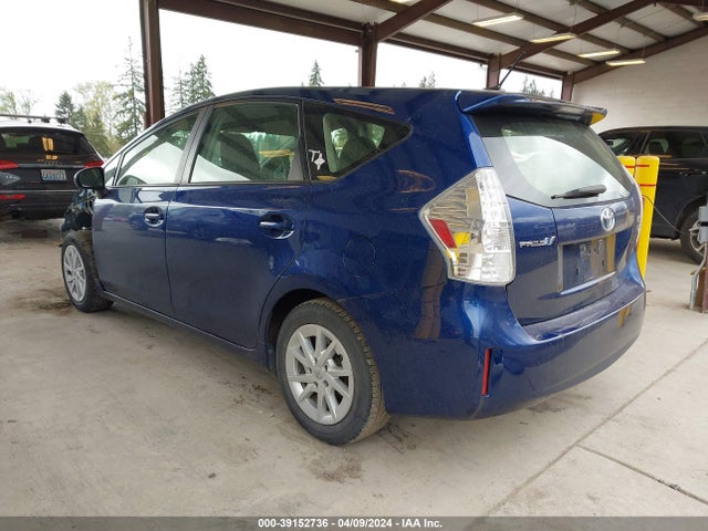 Toyota Prius V Three 2014 JTDZN3EU1EJ006865 Image 3