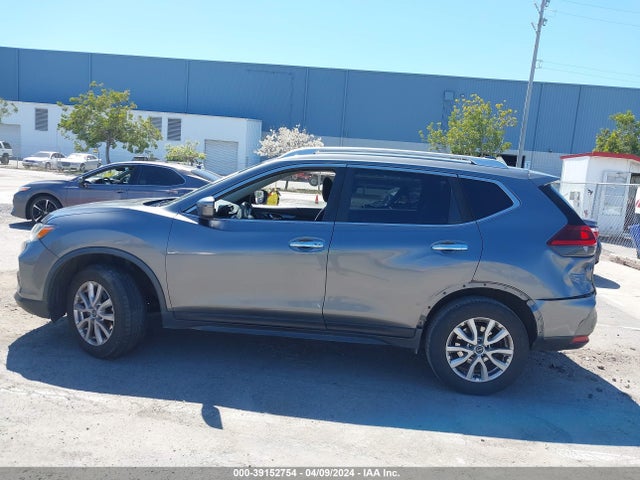 Nissan ROGUE SV 2018 JN8AT2MV9JW300409 Image 14