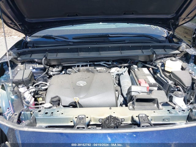 Toyota Highlander Xle 2022 5TDHZRBH3NS163004 Image 10