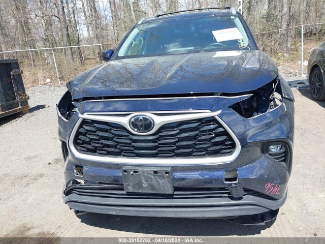 Toyota Highlander Xle 2022 5TDHZRBH3NS163004 Image 12