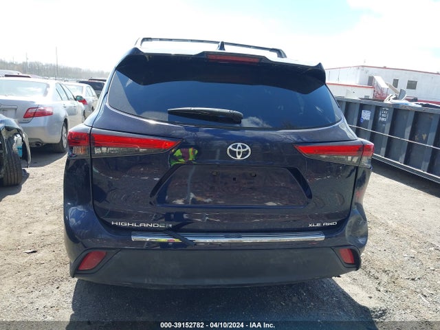 Toyota Highlander Xle 2022 5TDHZRBH3NS163004 Image 16