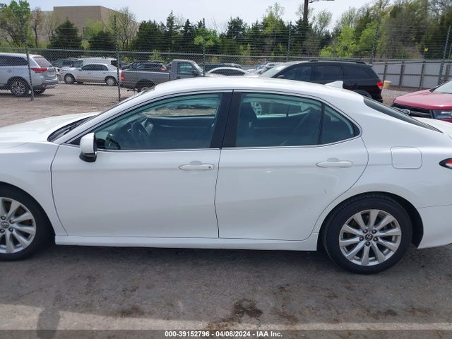 Toyota CAMRY LE 2020 4T1C11AK0LU315681 Image 14