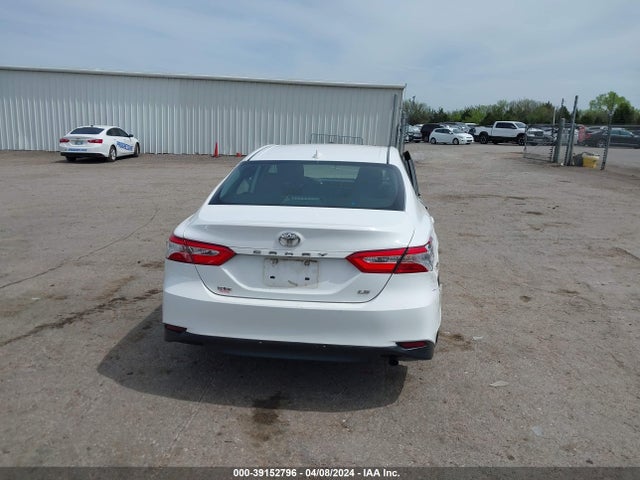 Toyota CAMRY LE 2020 4T1C11AK0LU315681 Image 16