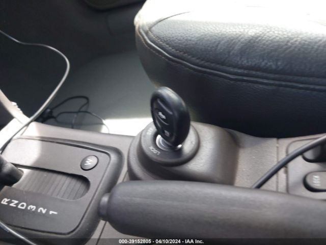 2002 SAAB 9-3 YS3DF58K122016503 Photo 10