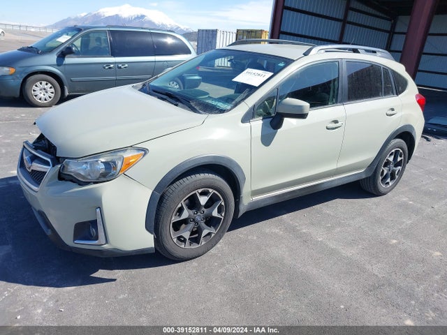 Subaru Crosstrek 2.0i Premium 2016 JF2GPABC0G8272519 Image 2