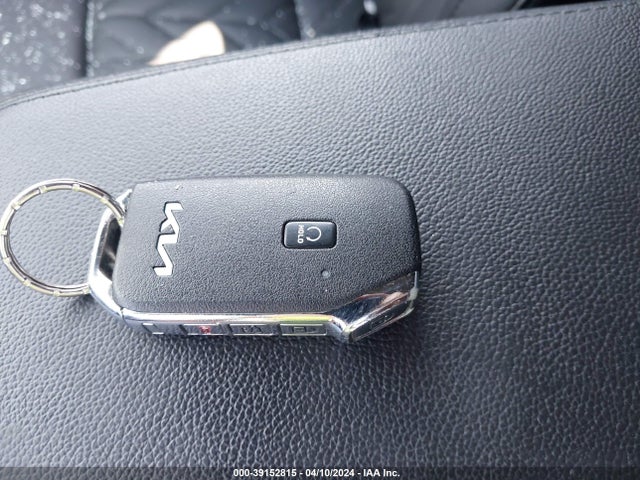 5XYK7CAFXPG073163 KIA Sportage X-pro
