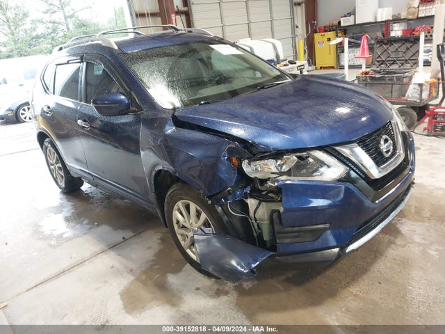 Nissan ROGUE SV 2017 JN8AT2MT2HW145436 головне зображення