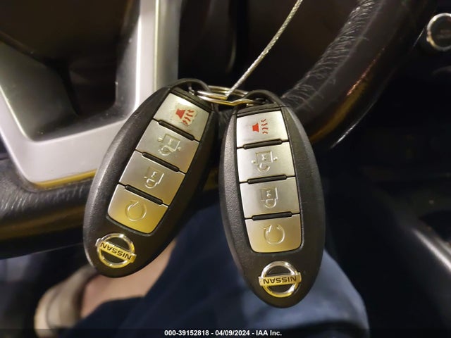 Nissan ROGUE SV 2017 JN8AT2MT2HW145436 Image 11