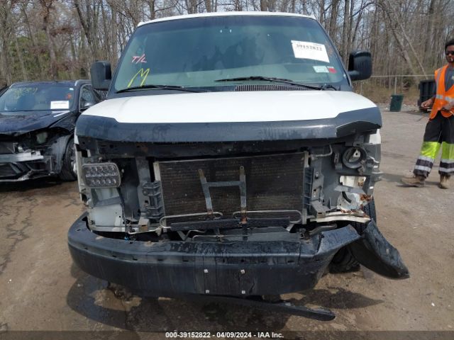 1GCWGFFF9F1102730 Chevrolet Express 2500 Work Van