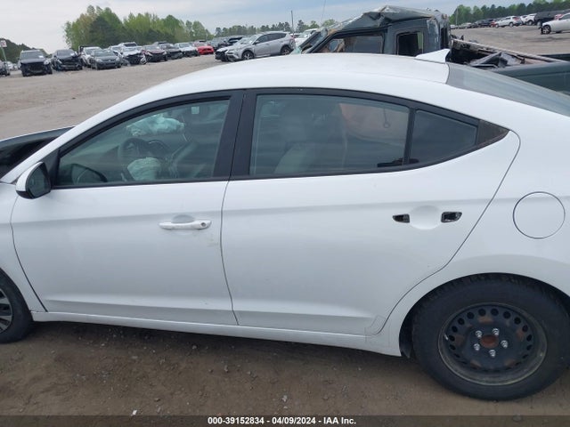 Hyundai ELANTRA SE 2017 5NPD74LF9HH194921 Image 14