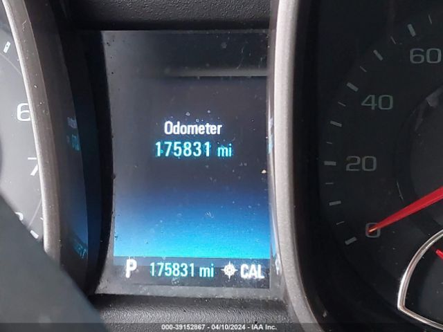 1G11D5SL2FF158075 Chevrolet MALIBU 2LT