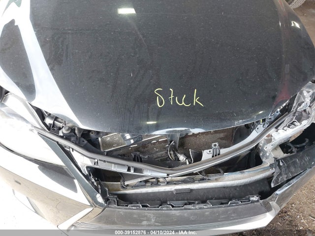 Lexus CT 200H 2014 JTHKD5BH7E2202017 Image 10