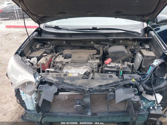 Toyota RAV4 LE 2017 JTMZFREV9HJ125230 Image 10