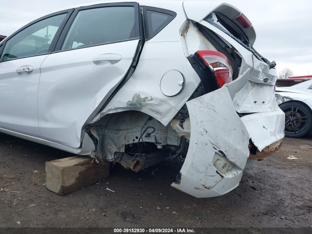 Ford FIESTA SE 2015 3FADP4EJ2FM101672 Image 17
