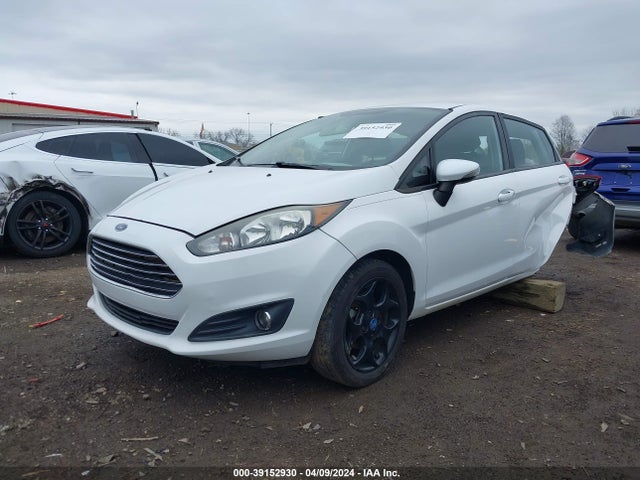 Ford FIESTA SE 2015 3FADP4EJ2FM101672 Image 2