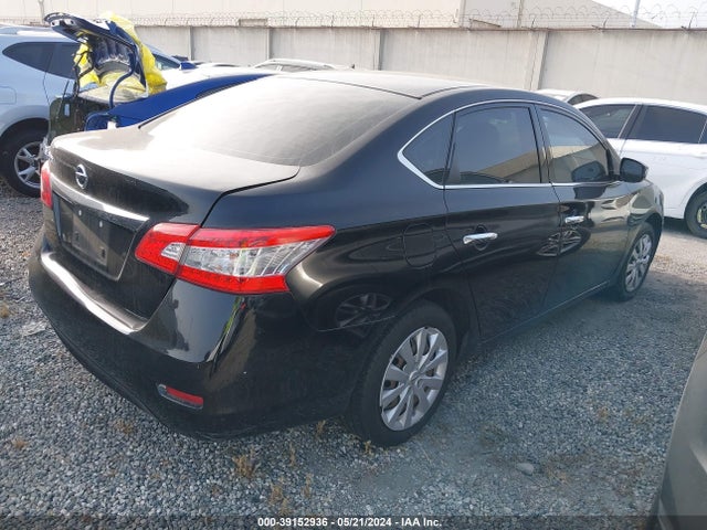 Nissan SENTRA S 2015 3N1AB7AP6FY356781 Image 4
