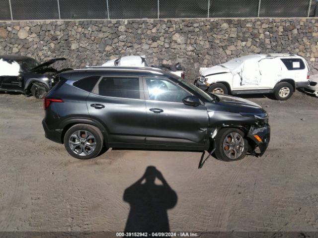 KNDEU2AA4R7490282 KIA SELTOS S