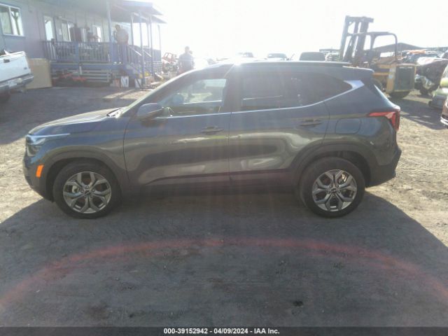 KNDEU2AA4R7490282 KIA SELTOS S