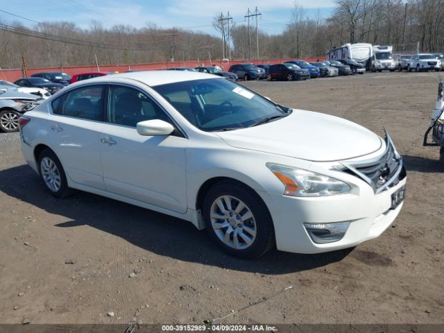 2015 Nissan Altima 2.5 S მანქანა იყიდება აუქციონზე, vin: 1N4AL3AP9FC159721, აუქციონის ნომერი: 39152989