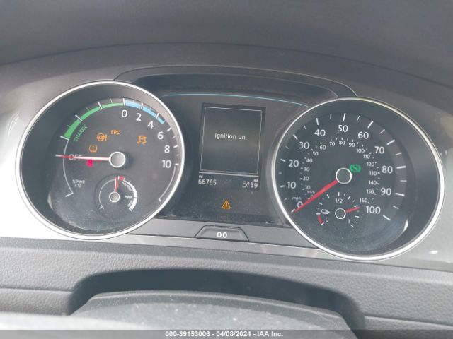 WVWKP7AU4GW904116 Volkswagen E-golf Se