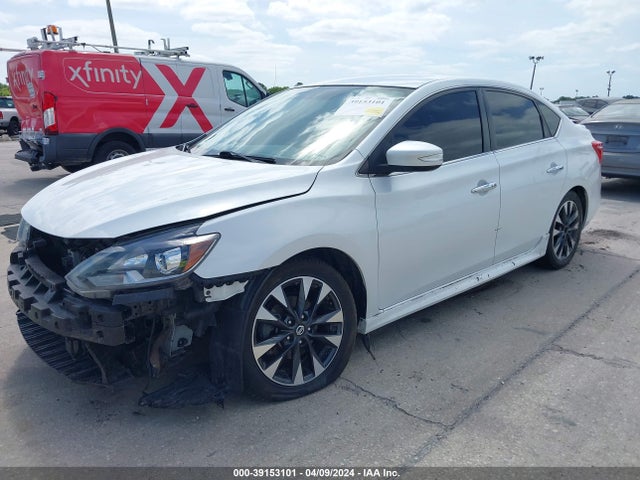Nissan SENTRA SR 2018 3N1AB7APXJY205600 Image 2