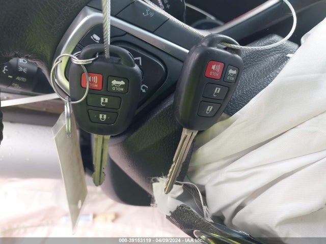 Toyota CAMRY XLE 2016 4T4BF1FK7GR551035 Image 11