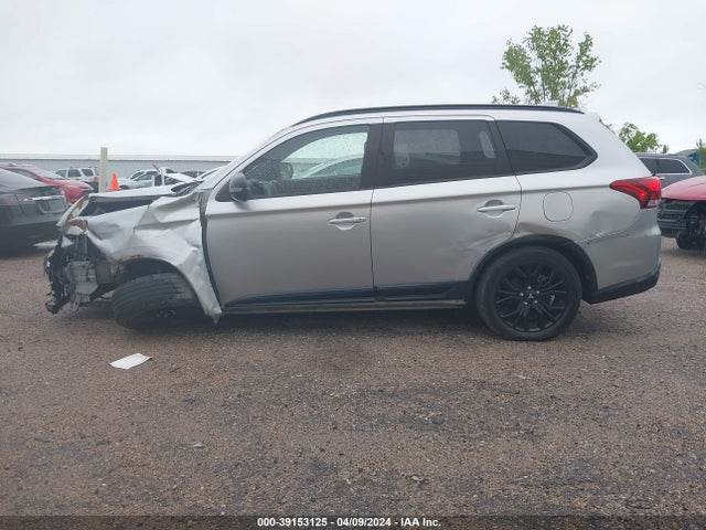 Mitsubishi Outlander Le 2018 JA4AD3A32JZ030191 Image 14