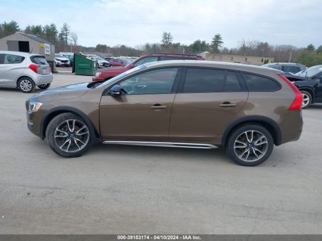 YV440MWK7J2057316 Volvo V60 Cross Country T5