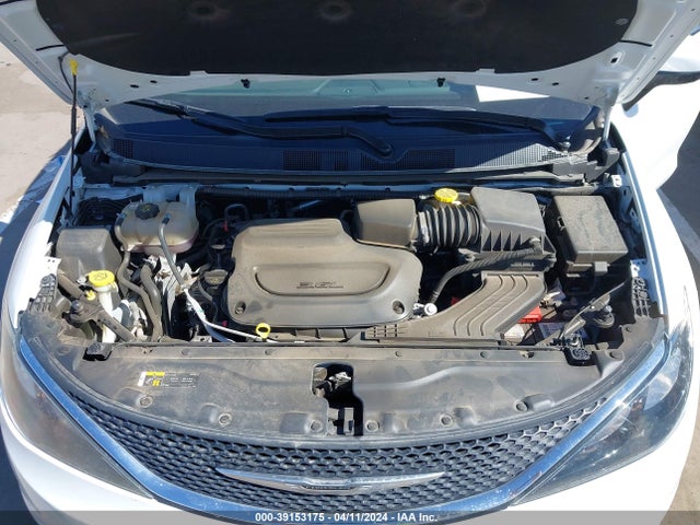 2C4RC1DG8MR543684 Chrysler Voyager Lxi