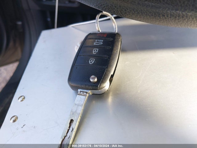 KIA Optima Lx 2016 5XXGT4L32GG048224 Image 11