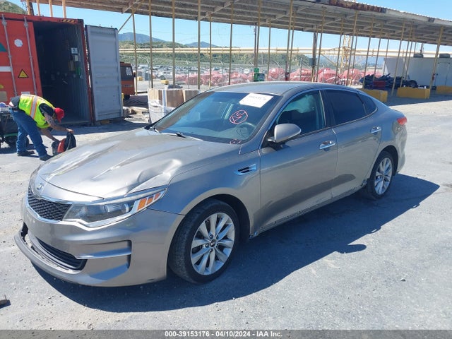 KIA Optima Lx 2016 5XXGT4L32GG048224 Image 2