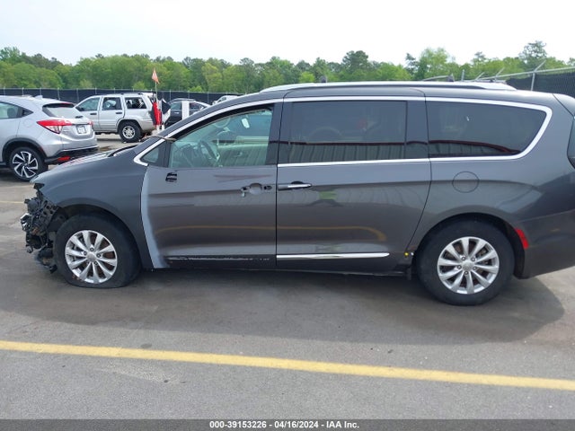 Chrysler Pacifica Touring L 2018 2C4RC1BG6JR246105 Image 15