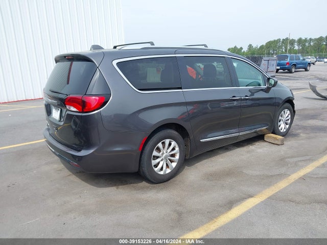 Chrysler Pacifica Touring L 2018 2C4RC1BG6JR246105 Image 4