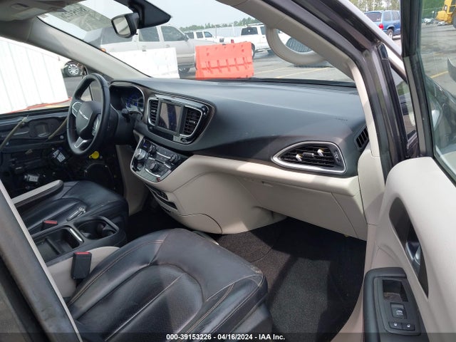 Chrysler Pacifica Touring L 2018 2C4RC1BG6JR246105 Image 5