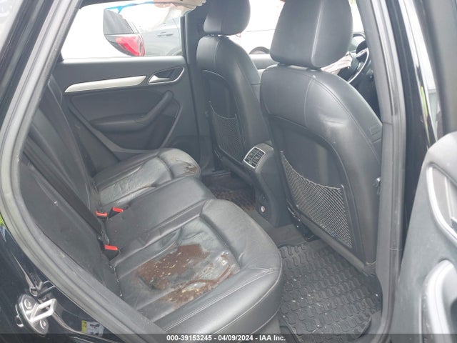 WA1BCCFS1JR005855 Audi Q3 2.0t Premium/2.0t Sport Premium