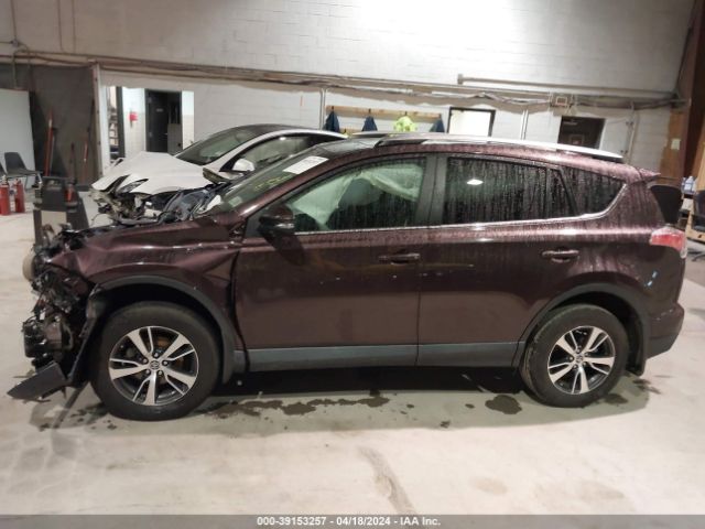 2T3RFREV9JW794783 Toyota Rav4 Xle