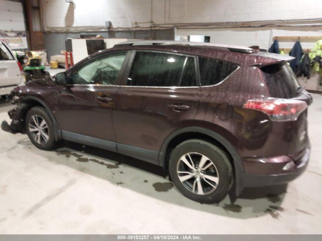 2T3RFREV9JW794783 Toyota Rav4 Xle