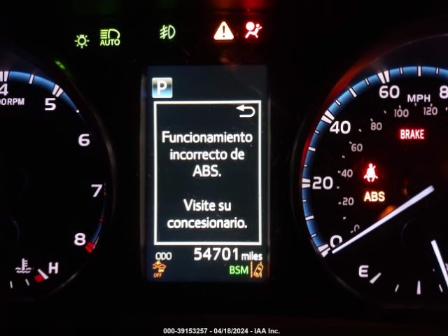 2T3RFREV9JW794783 Toyota Rav4 Xle