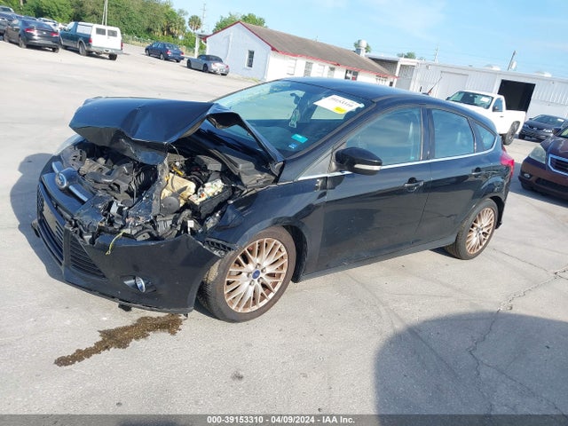 Ford Focus Titanium 2014 1FADP3N29EL205000 Image 2