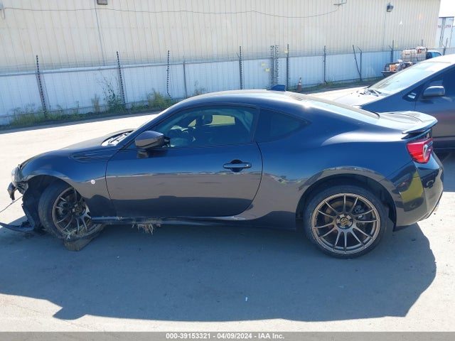 Toyota 86 2018 JF1ZNAA14J9700239 Image 15
