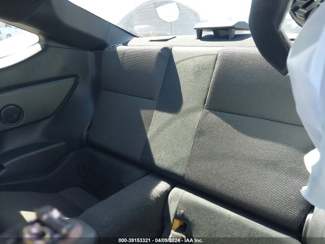 Toyota 86 2018 JF1ZNAA14J9700239 Image 8