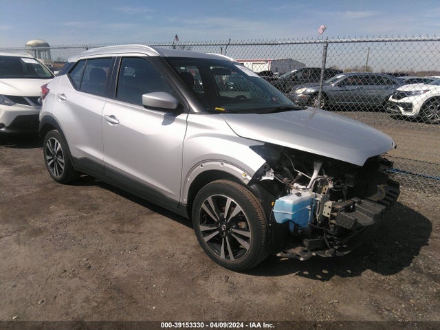 2018 3N1CP5CU0JL544672 main image
