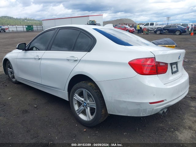 BMW 328I 2015 WBA3C1C52FP852199 Image 3