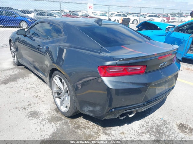 Chevrolet Camaro 2lt 2017 1G1FD1RS1H0129863 Image 3