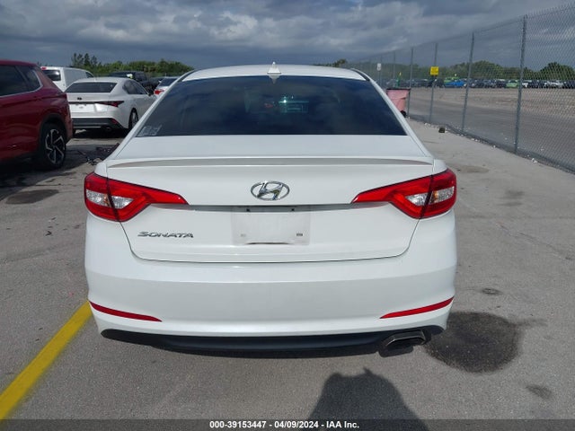 Hyundai SONATA SE 2016 5NPE24AF6GH332354 Image 16